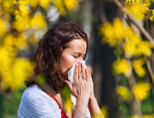 What is Allergic Rhinitis in Adults? How Does It Develop?